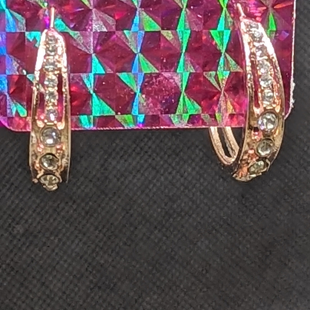 Earings - Picture 7 of 10